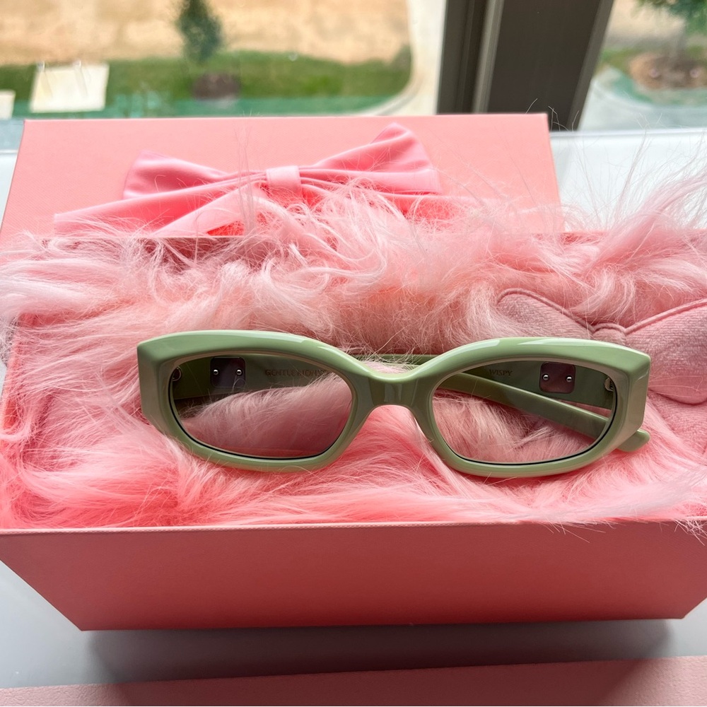 Gentle Monster x Jentle Salon Jennie - Wispy GR8